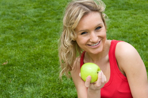 Svenska ungdomar dåliga på att äta frukt